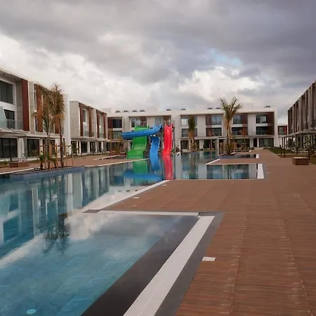 Luxurious Loft At Long Apartman *