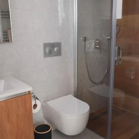 Luxurious Loft At Long Apartman *