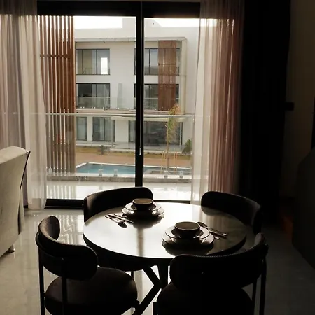 Luxurious Loft At Long Spathariko