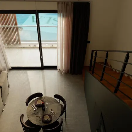 Luxurious Loft At Long *