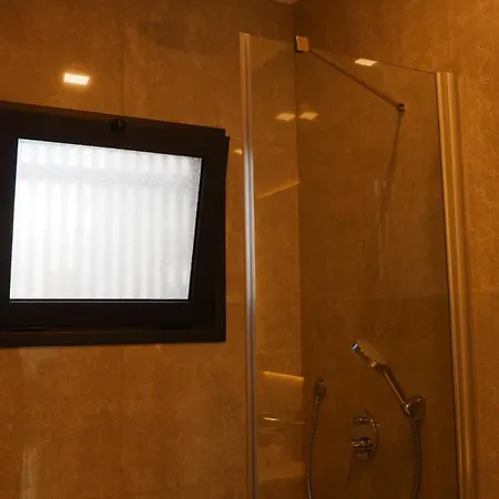 Luxurious Loft At Long Apartman