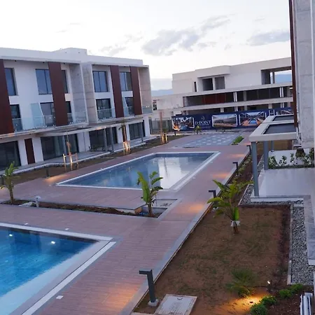 Luxurious Loft At Long Apartman