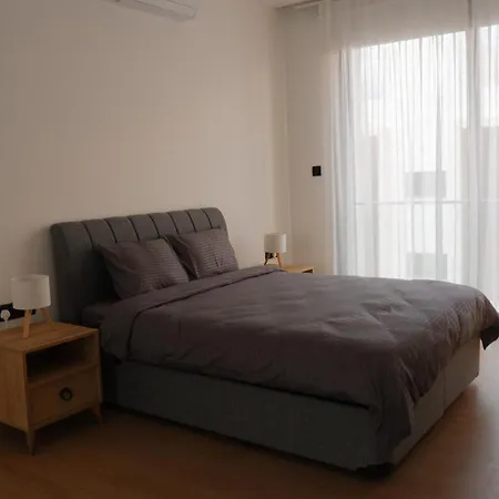 Luxurious Loft At Long