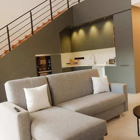 Luxurious Loft At Long *