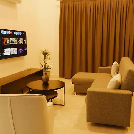Luxurious Loft At Long Apartman *
