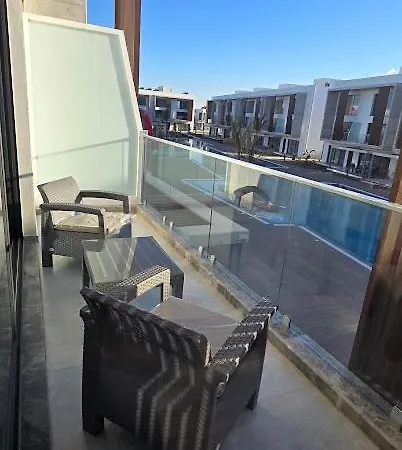 Luxurious Loft At Long Apartman